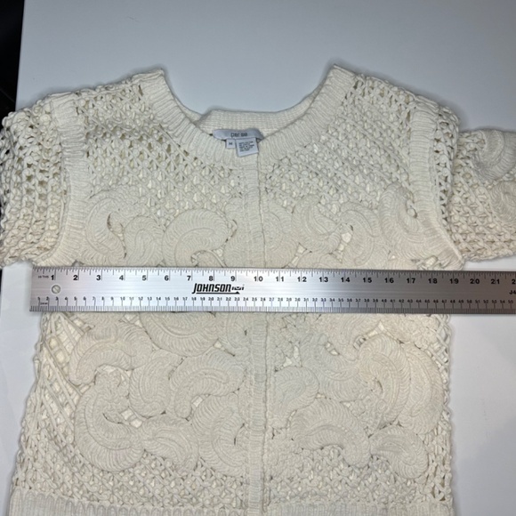 Per Se cream cotton scroll pattern knit cardigan. Size M. Excellent condition! - Picture 9 of 13